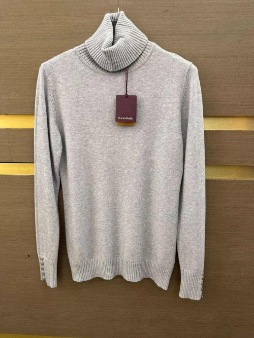 Pull col roulé manches longues avec petits boutons