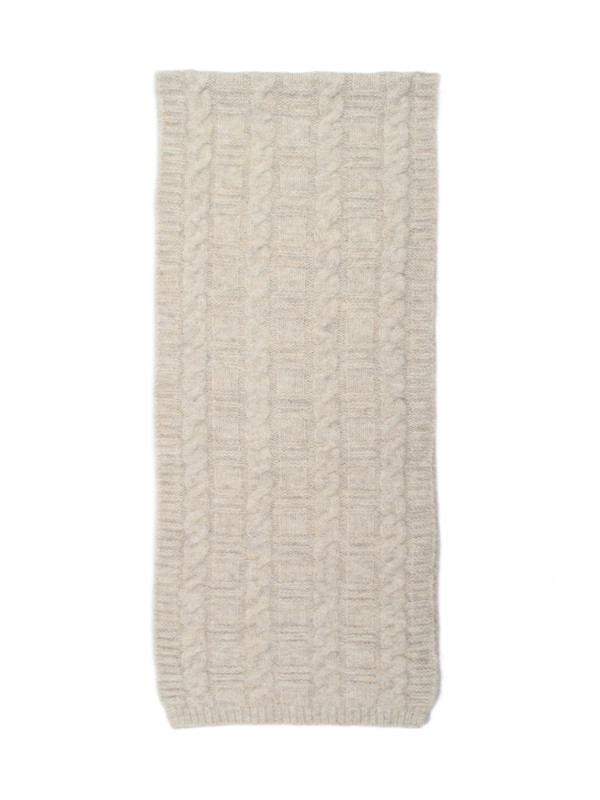 Écharpe tricot à torsades