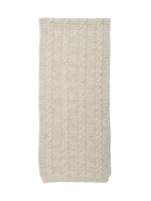 Écharpe tricot à torsades