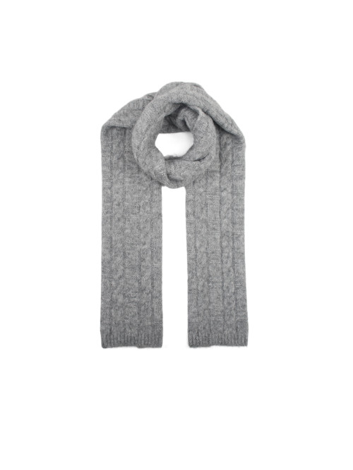 Écharpe tricot à torsades