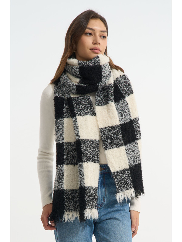 Écharpe à carreaux douce et chaude