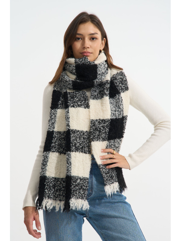 Écharpe à carreaux douce et chaude