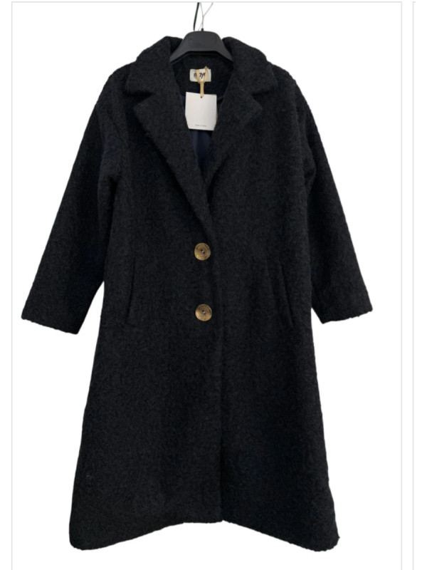 Manteau long droit avec boutons bijoux
