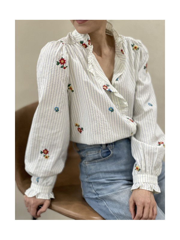Chemise rayée fleurs brodées col froncé