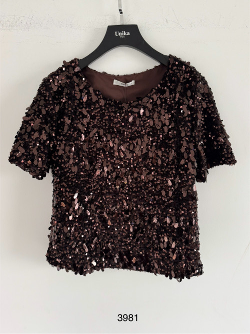 Top velours et sequins manches courtes