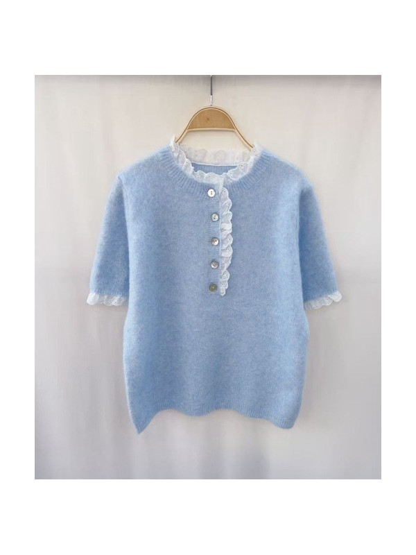 Pull dentelle col, boutonnière et manches courtes