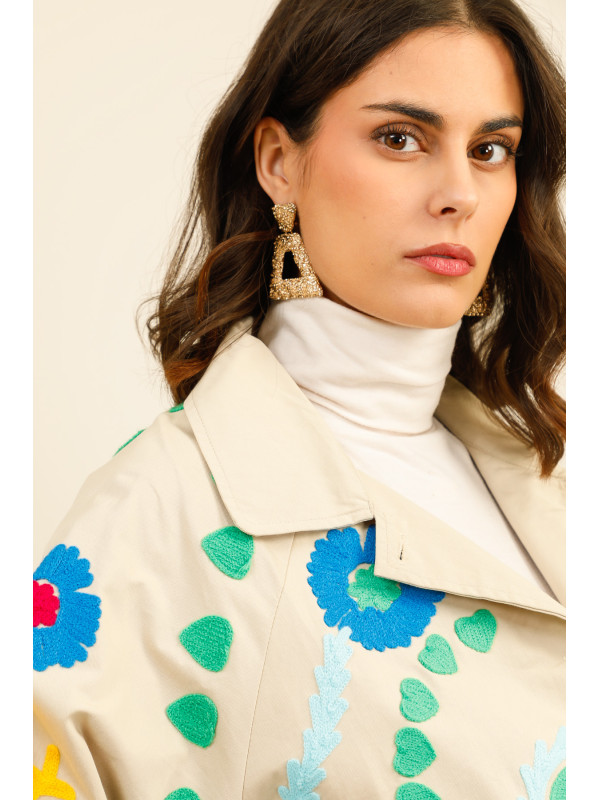 Veste toile broderies multicolores