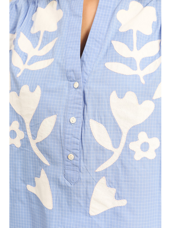Chemise à carreaux col officier et motif floral