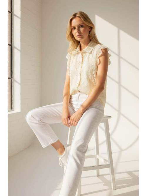 Chemise dentelle sans manche