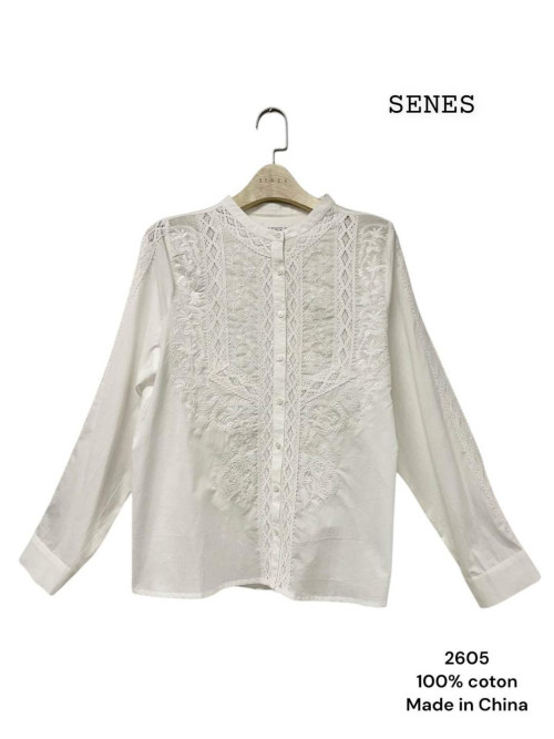 Chemise broderies et dentelle manches longues