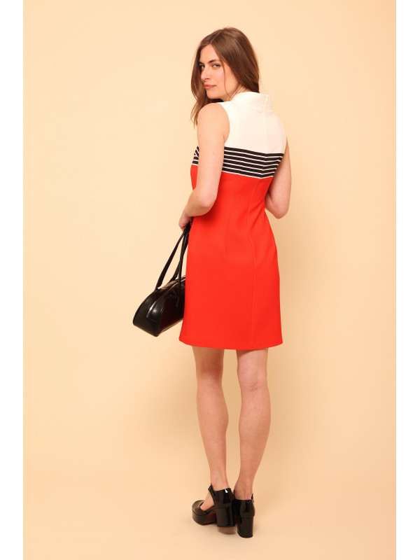 Robe 70's courte sans manche coupe droite