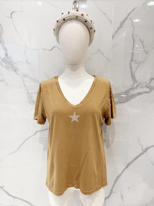T-shirt étoile dorée col V Carla Giannini