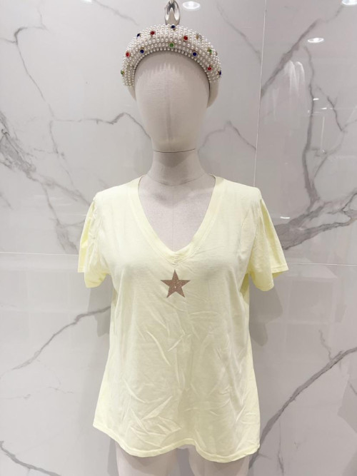 T-shirt étoile dorée col V Carla Giannini