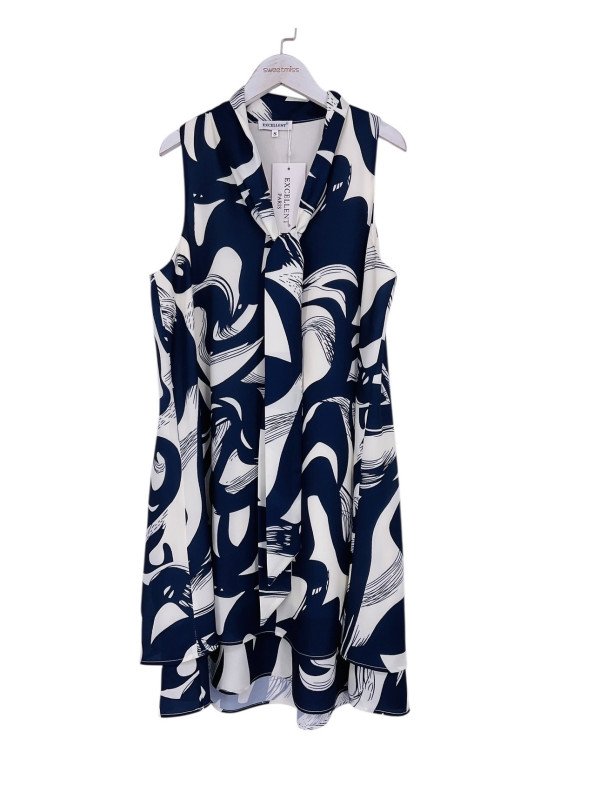 Robe courte légère imprimée col cravate