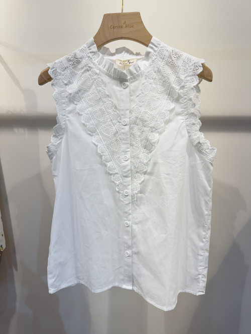Chemise sans manche plastron brodé