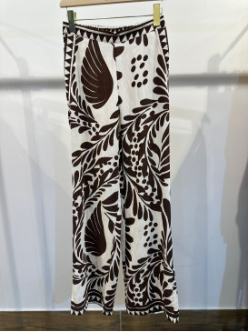 Pantalon large et fluide...