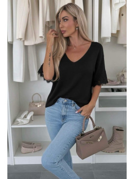 Pull fin col V manches...