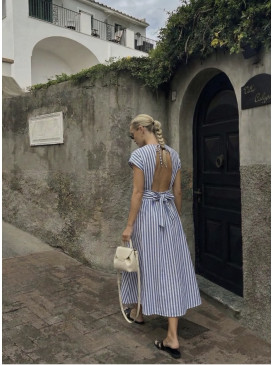 Robe longue à rayures dos-nu