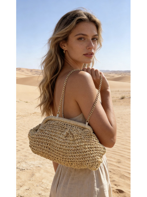 Sac bourse en paille et chaînette dorée