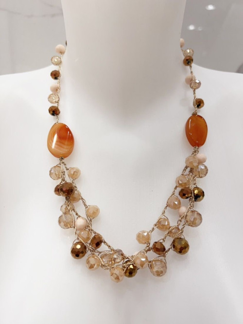 Collier fantaisie fils dorés avec perles