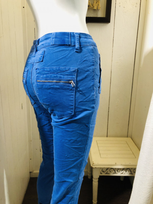 Jean zip et boutons Melly & Co Jean zip et boutons Melly & Co