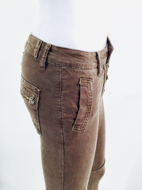 Jean zip et boutons Melly & Co Jean zip et boutons Melly & Co