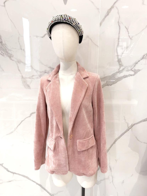 Veste souple en maille velours boutonnée Veste souple en maille velours boutonnée