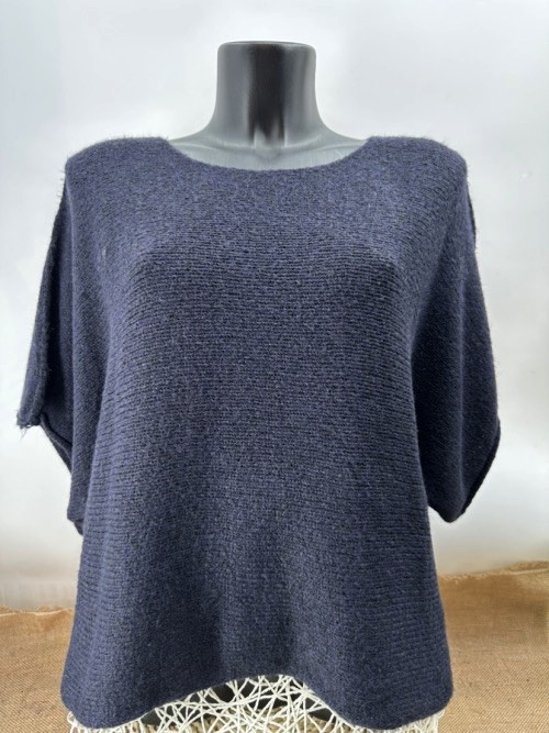 Pull cropped col rond manches courtes larges sans laine Emporium Pull cropped col rond manches courtes larges sans laine Emporium