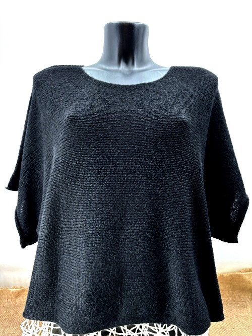 Pull cropped col rond manches courtes larges sans laine Emporium Pull cropped col rond manches courtes larges sans laine Emporium
